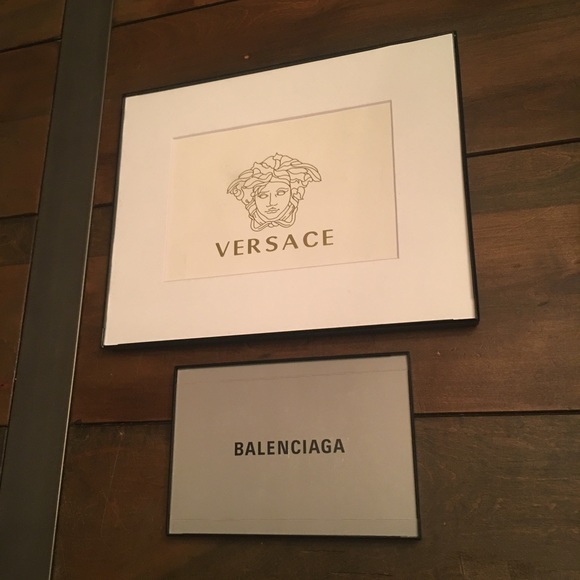 BCBG angora and wool sweater and scarf - Picture 10 of 10